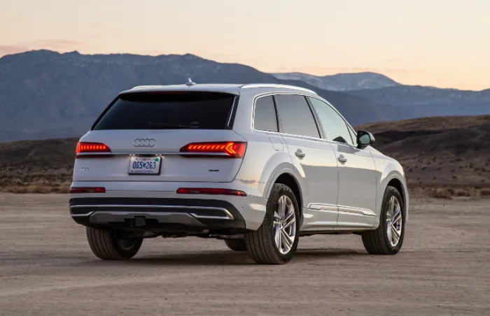 Audi Q7 2025: Changes, Colors, and Photos