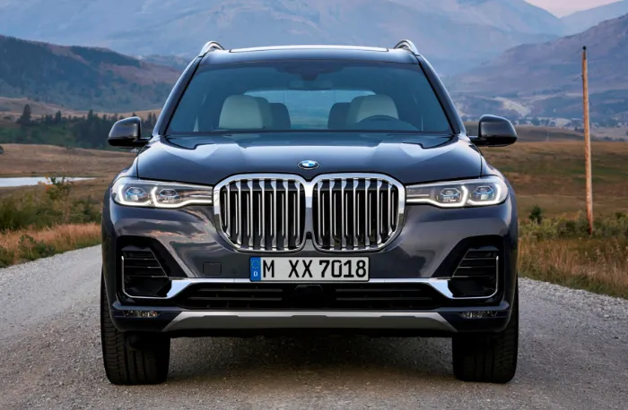 BMW X8 M 2025: Price, Release Date, and Changes