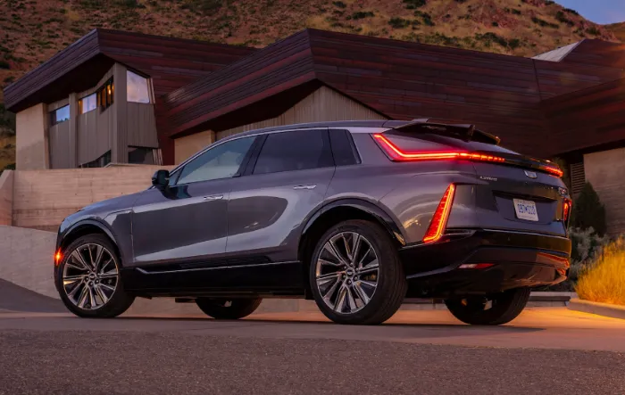 Cadillac Lyriq 2025: Cost, Redesign, and Concept