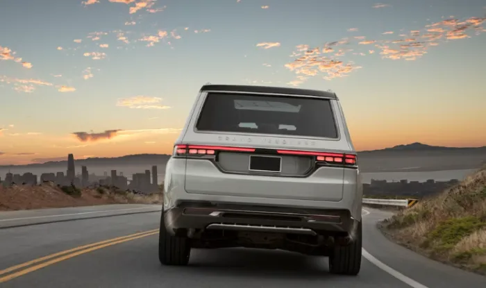 Jeep Wagoneer Trailhawk 2025: Cost, Changes, and Photos