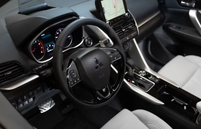 Mitsubishi Eclipse Cross 2025: Colors and Redesign