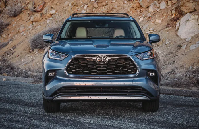 Toyota Highlander 2025: Changes, Specs, and Colors