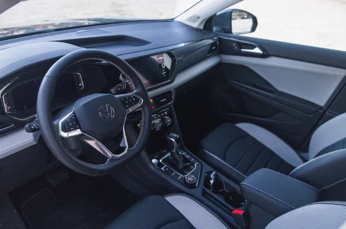 Volkswagen Taos 2025: Cost, Review, Interior